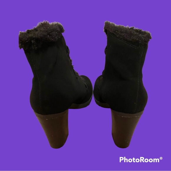 Andiamo Black  booties with rhinestones cluster buttons size 9.5 New without box - Picture 11 of 12